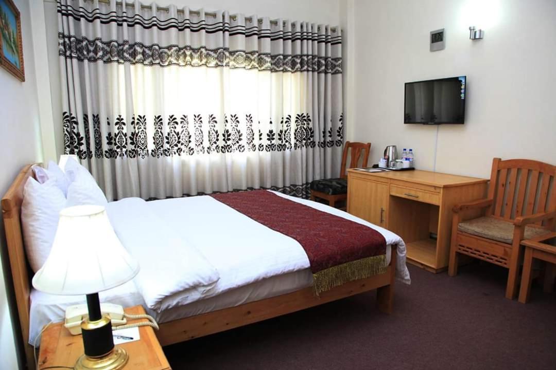 Hotel One Skardu Bagian luar foto