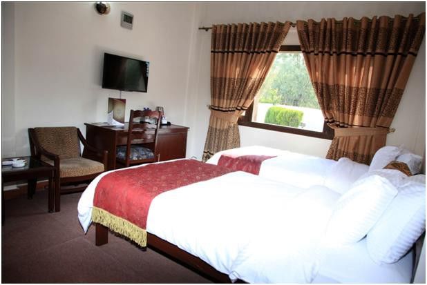 Hotel One Skardu Bagian luar foto